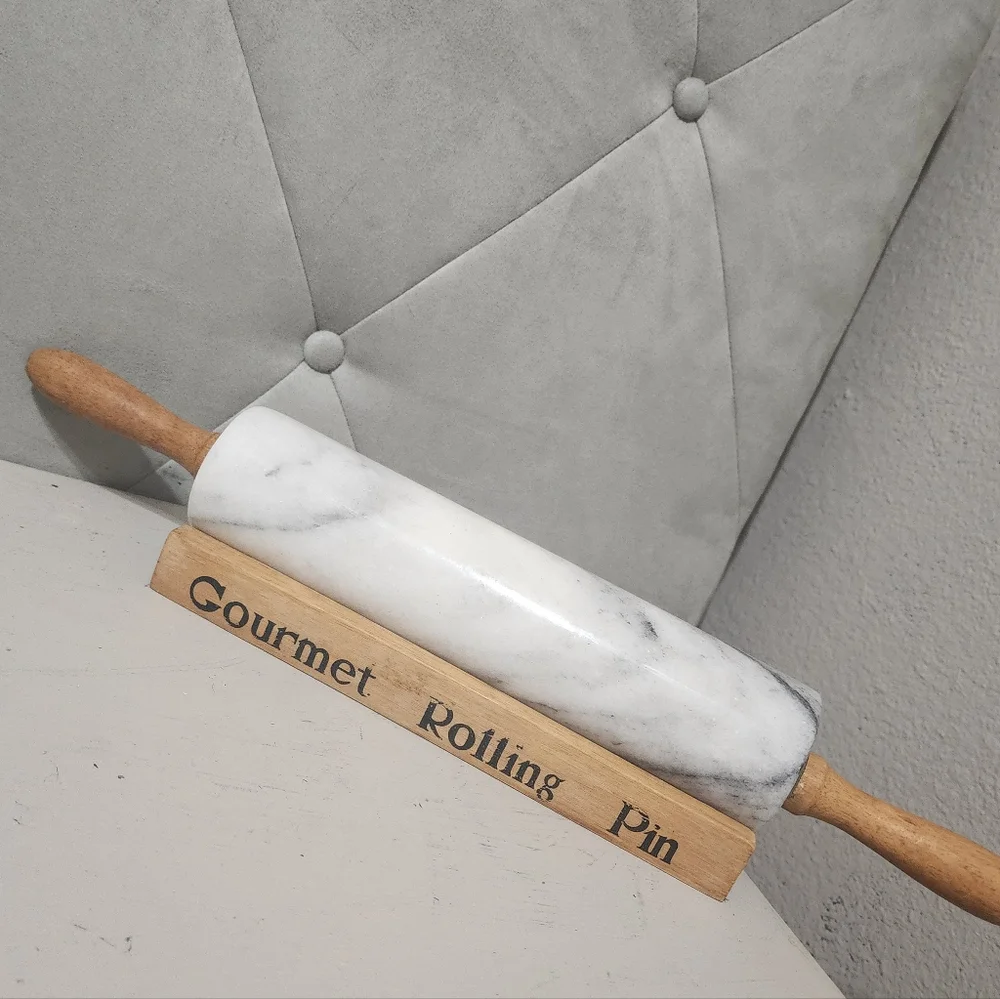 HEAVY! Gourmet Rolling Pin Wood Handles Glittery White Marble Carrera Marble?